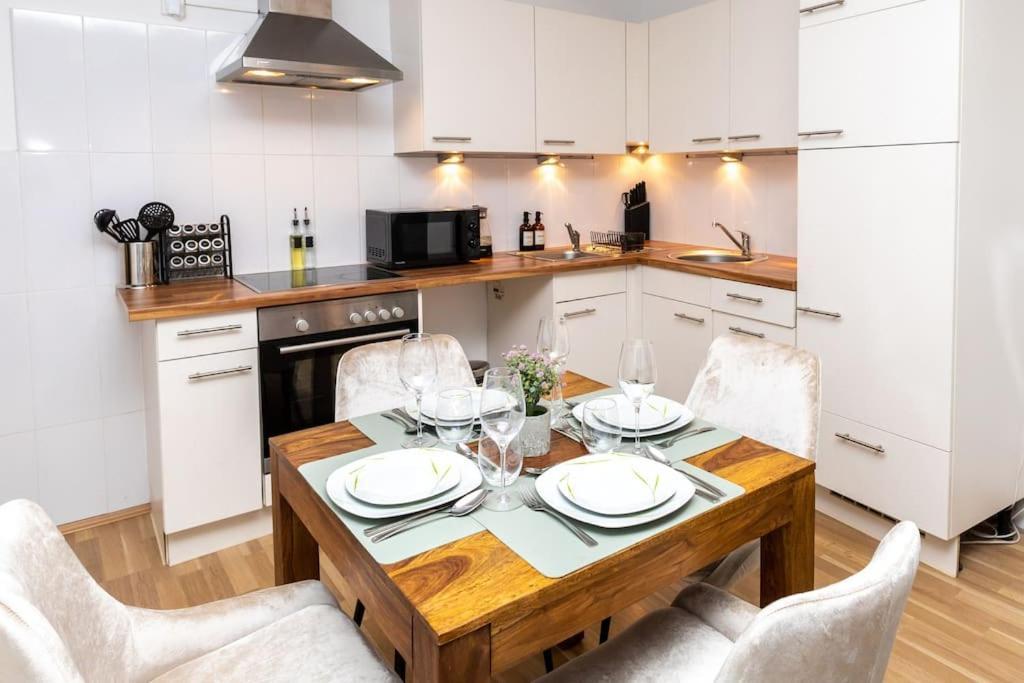 City Apartment Top Location, Quiet And Cozy Ideal To Relax Or Work Wien Exterior foto