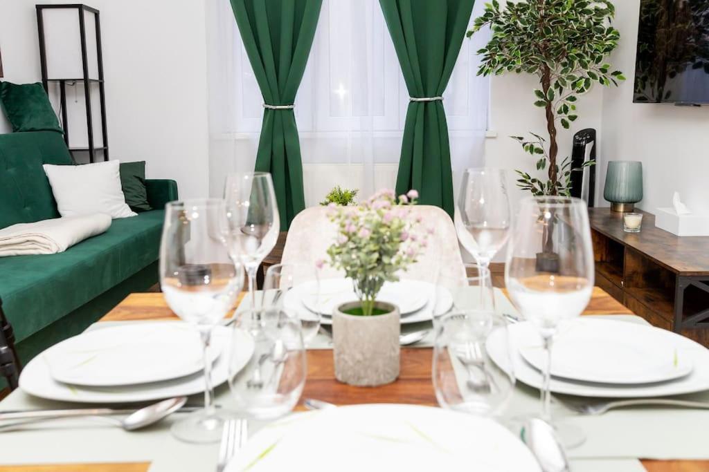 City Apartment Top Location, Quiet And Cozy Ideal To Relax Or Work Wien Exterior foto