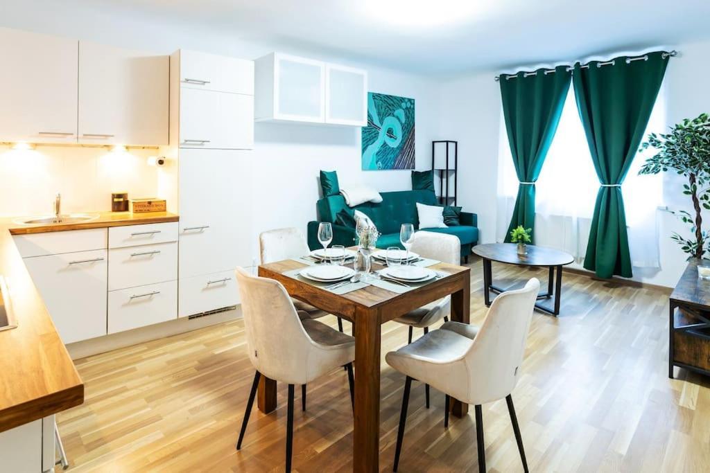 City Apartment Top Location, Quiet And Cozy Ideal To Relax Or Work Wien Exterior foto